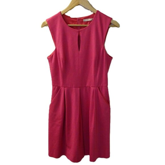 Trina Turk Pink Sleeveless Fit & Flare Sheath Dress Size Small | Cocktail Party - Picture 1 of 5